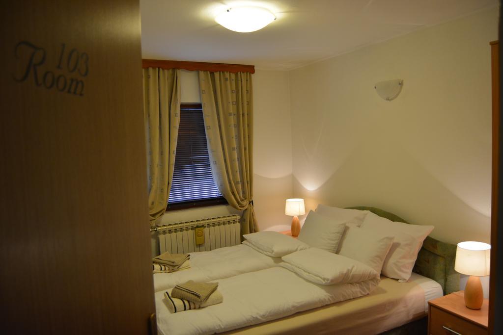Hostel Denal Sarajevo Værelse billede