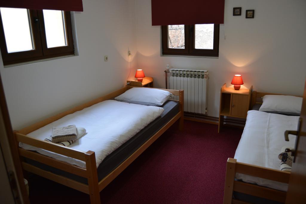 Hostel Denal Sarajevo Værelse billede
