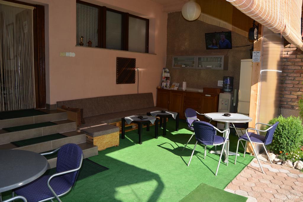 Hostel Denal Sarajevo Eksteriør billede